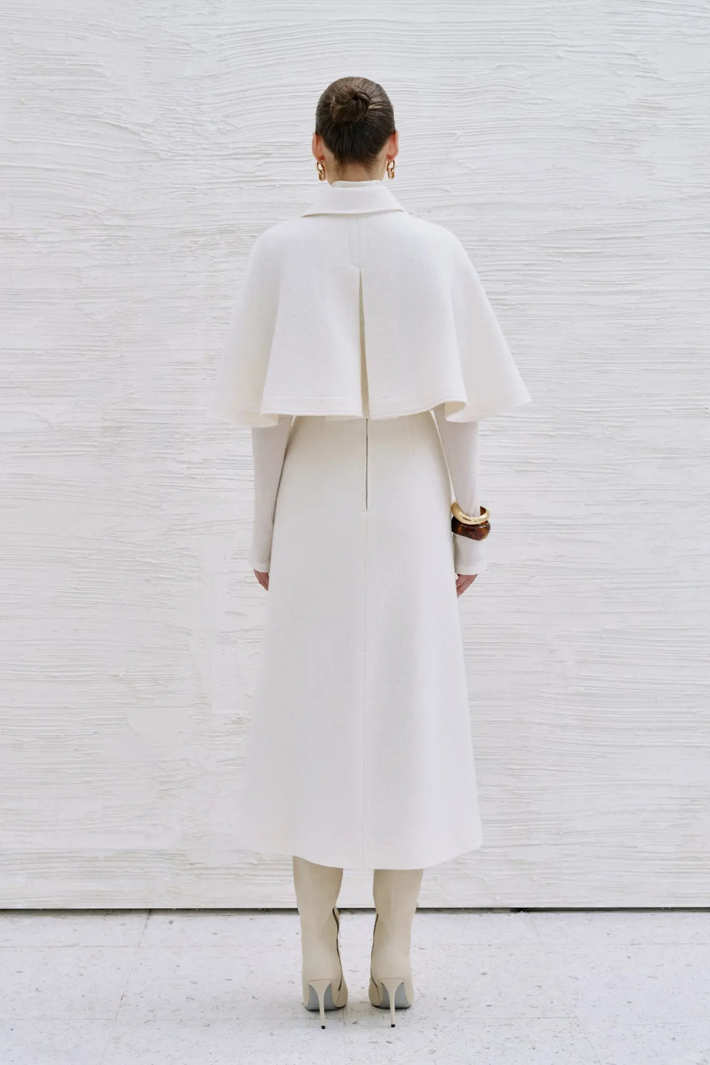 Riili Cape – image 3