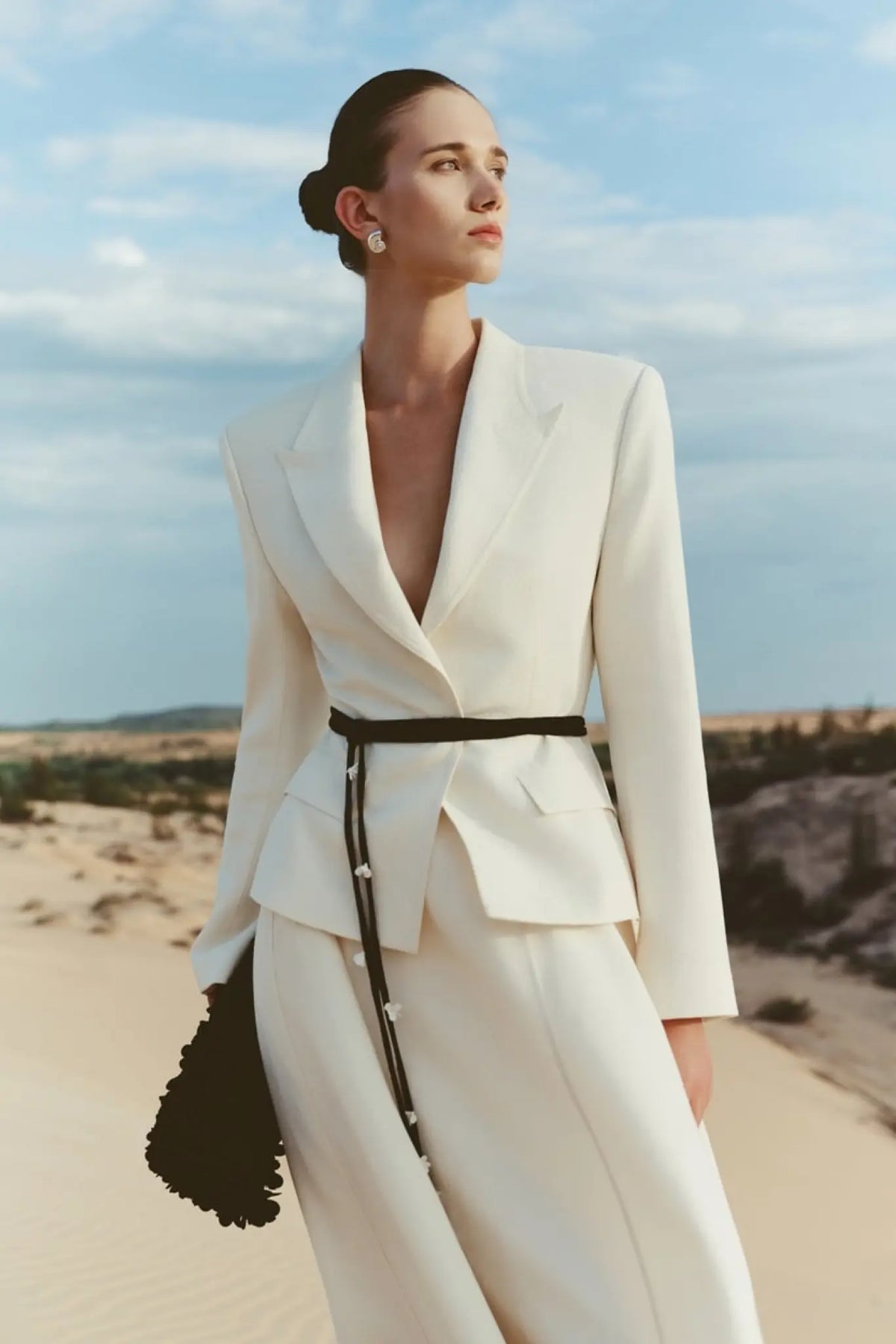 Elise Fit Blazer – image 3
