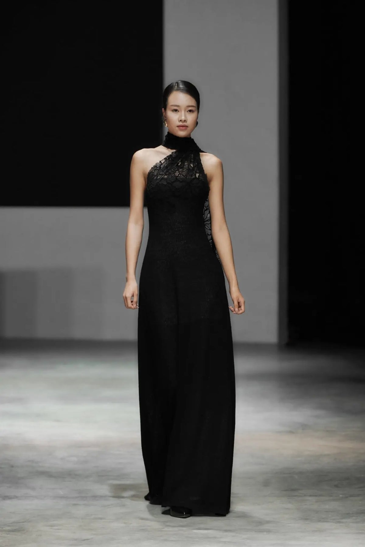 Corinne Elegant Lace Dress – image 8